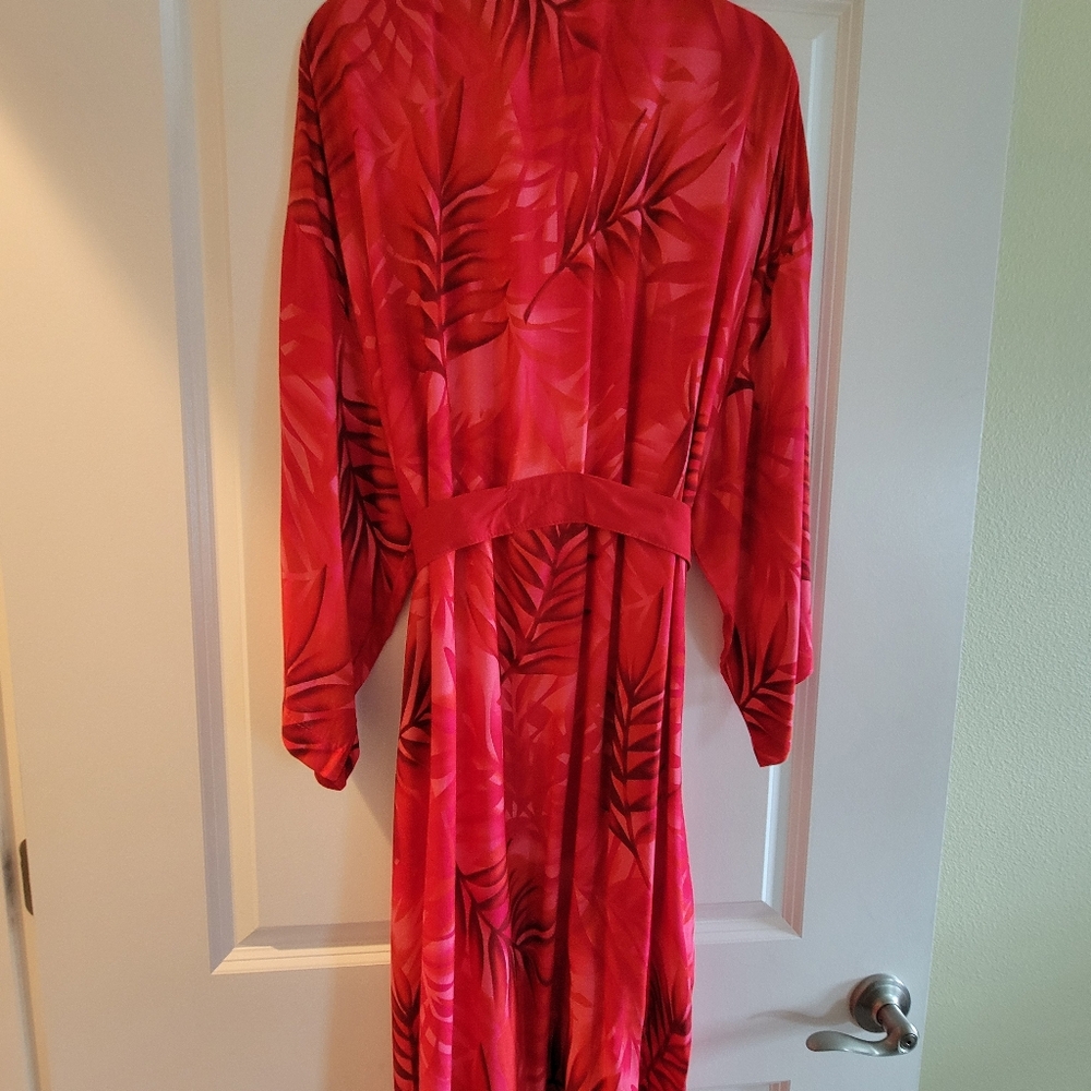 Red Tropical-Print Women's Robe, 100%Rayon - Picture 3 of 7